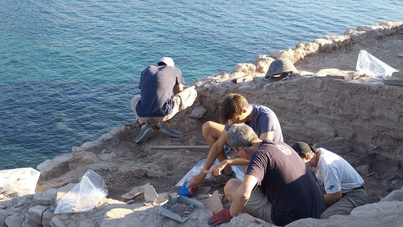 Una excavación en la isla aguileña de El Fraile descubre una gran pileta romana para salazones