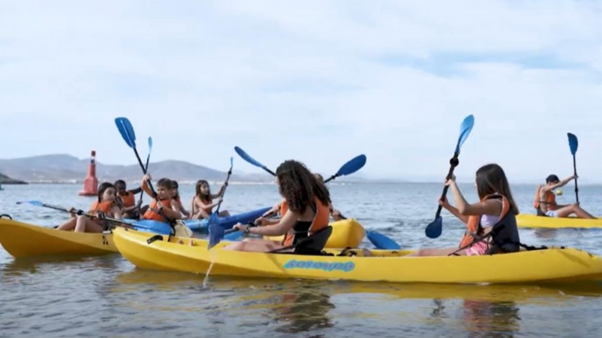Más de 6 mil escolares han pasado por el aula abierta del Mar Menor