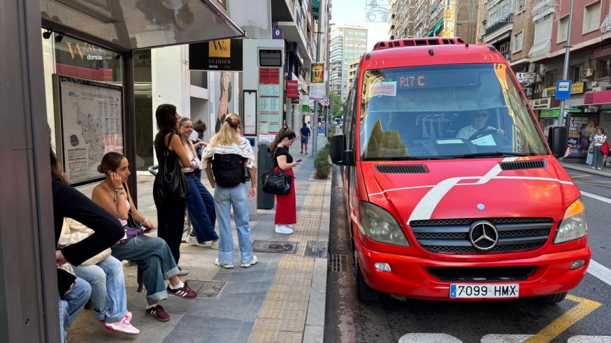 Desconvocada la huelga del transporte público en la Región tras un acuerdo salarial
