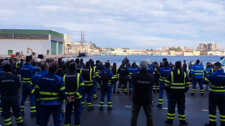 Protesta de los trabajadores de Navantia durante la entrega del S-81 a la Armada