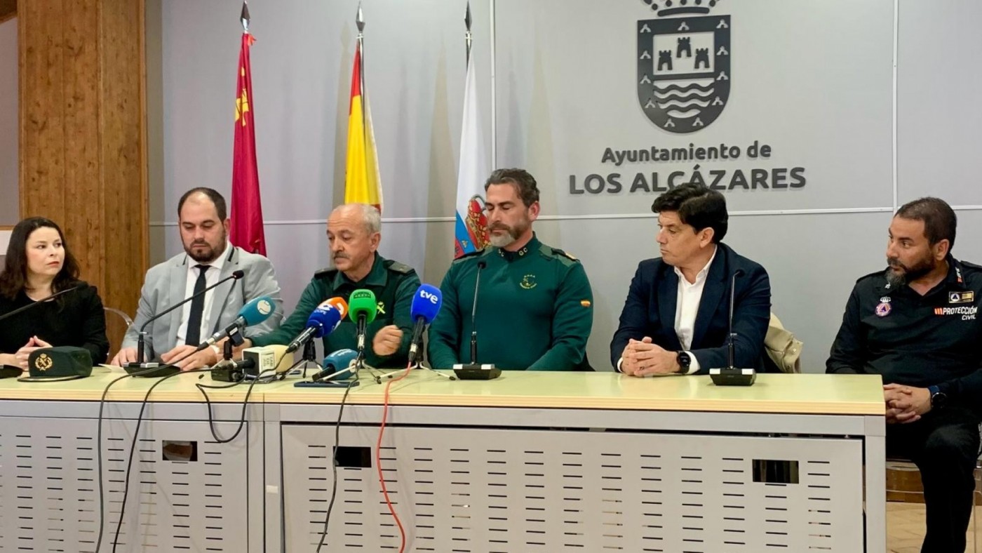 "La búsqueda no ha sido nada sencilla, el Mar Menor tiene muy mala visibilidad"