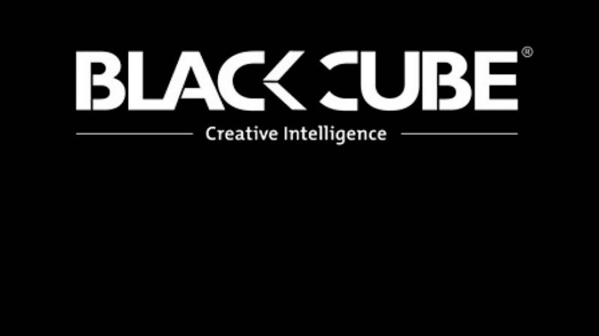 LA RADIO DEL SIGLO. El lanzadestellos. ¿Black Cube en Madrid?