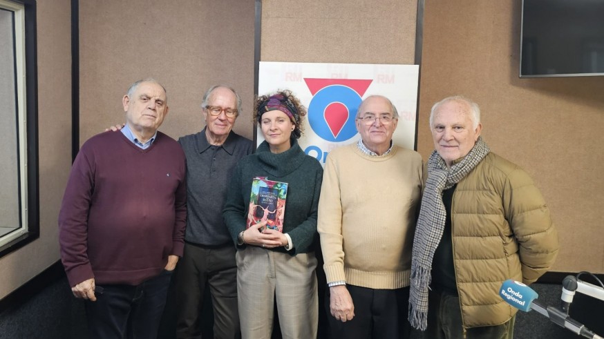 Último Ateneo del año con Lola Rontano