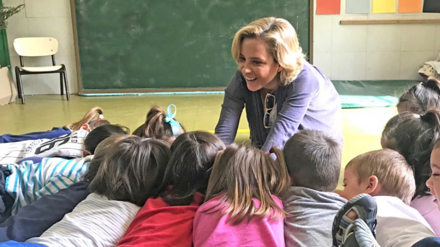 La consejera de Educación, Adela Martínez-Cachá esta mañana en la escuela infantil San Basilio