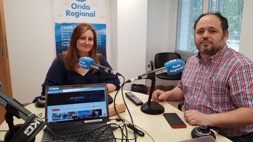 Encarna María Dolores y Fernando Nadal en Onda Regional
