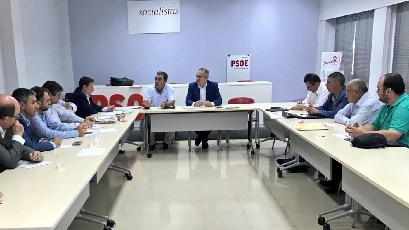 Reunión entre el PSOE y organizaciones agrarias
