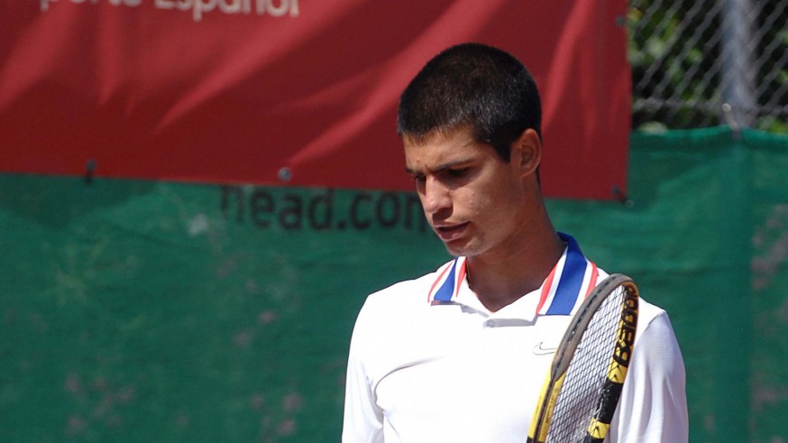 Carlos Alcaraz supera en Villena a De Miñaur, número 26 del mundo, y sigue en racha