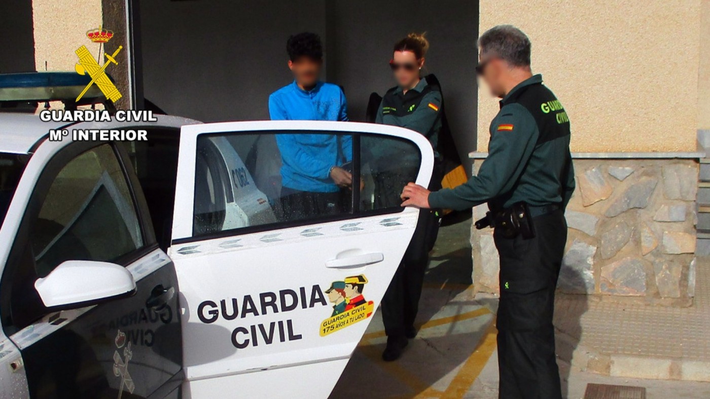VIDEO | Desarticulan una banda juvenil en San Javier acusada de medio centenar de delitos