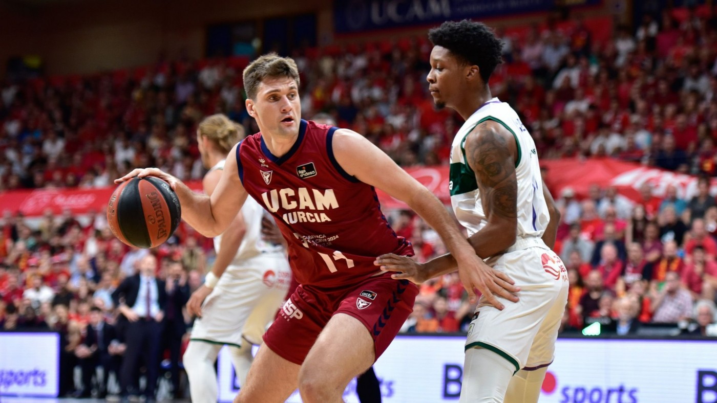 El ímpetu del UCAM choca con el muro de Unicaja (79-88)