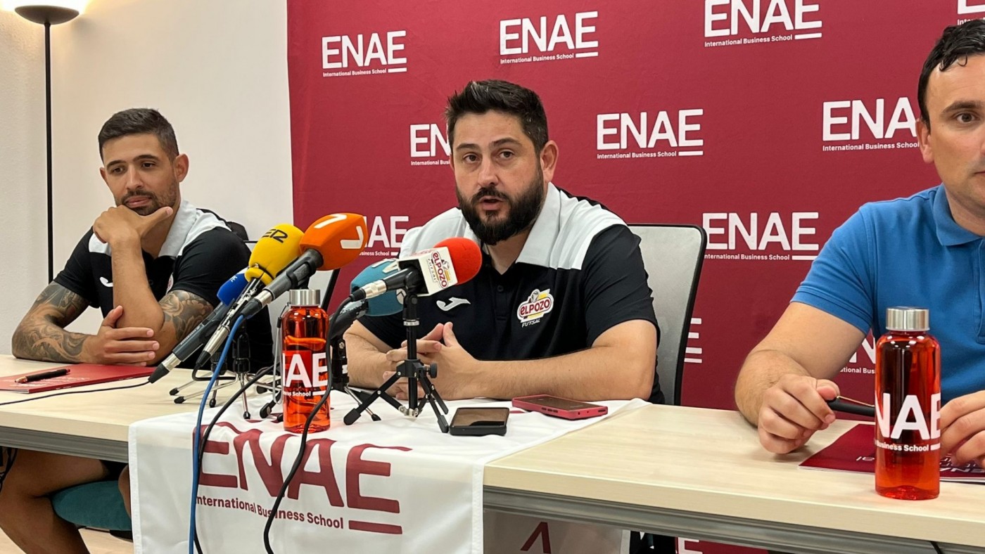 Josan González: "Es fundamental que Jimbee note desde el principio que juega fuera"