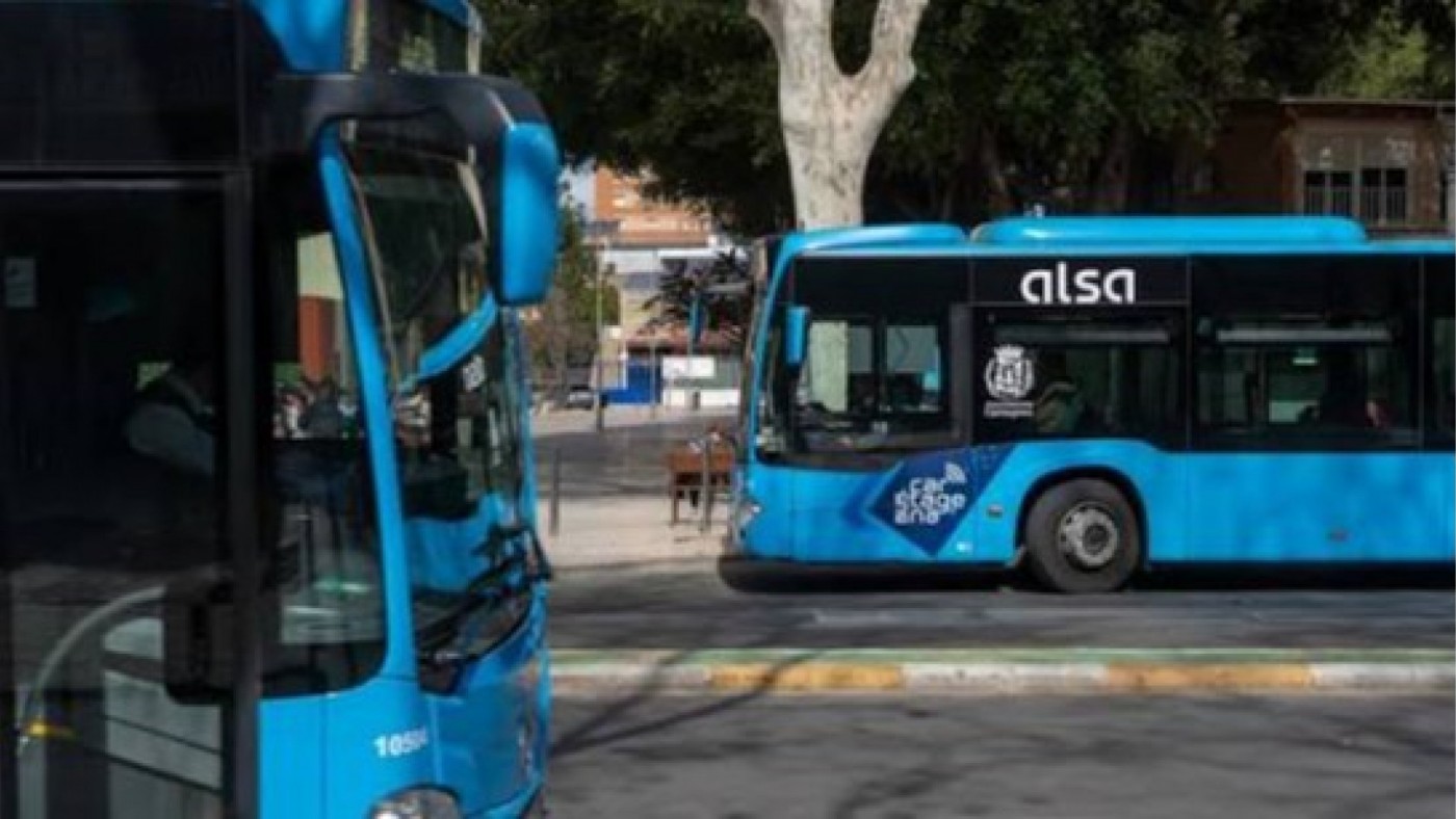 Este lunes rubrican en Cartagena el acuerdo que evita la huelga del transporte urbano