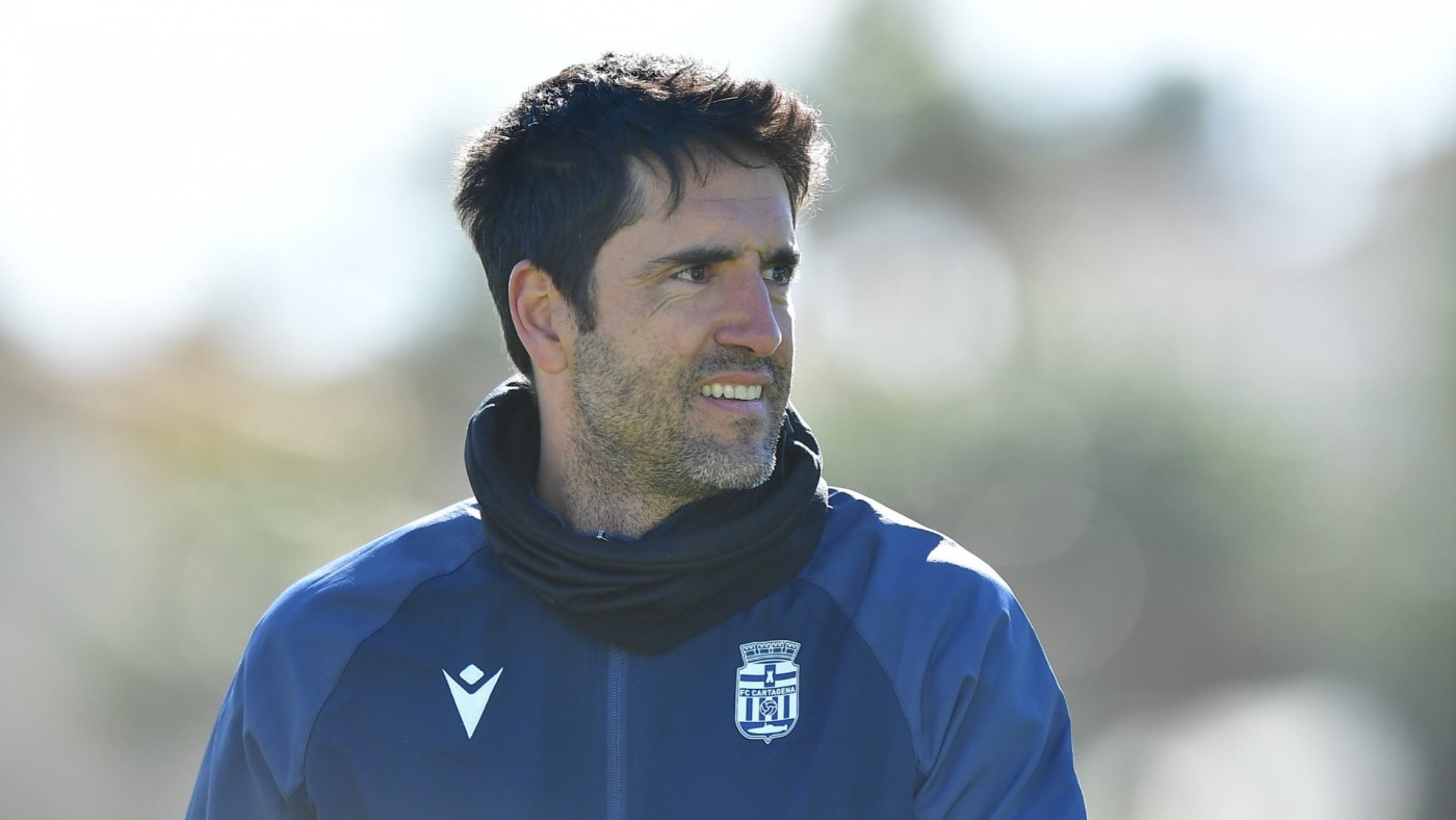 Iñigo Vélez: "Sería increíble jugar el playoff después del año que llevamos"