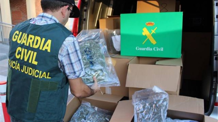 VIVA LA RADIO. Crecen las "exportaciones" de marihuana y hachís, desde la Región de Murcia al Reino Unido