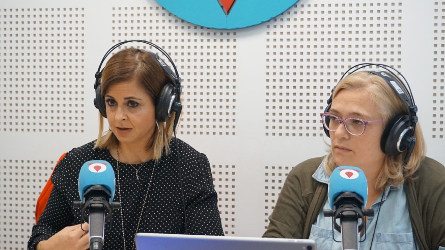 Fátima Saura y Laura Miñano en Onda Regional