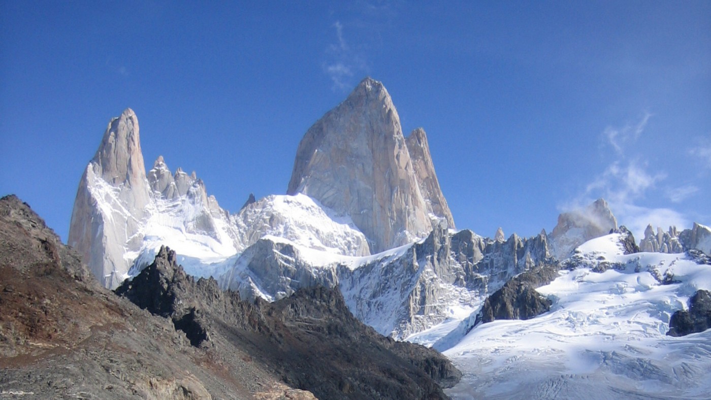 Juan Carlos Ortiz, en la cumbre del pico más emblemático de la Patagonia