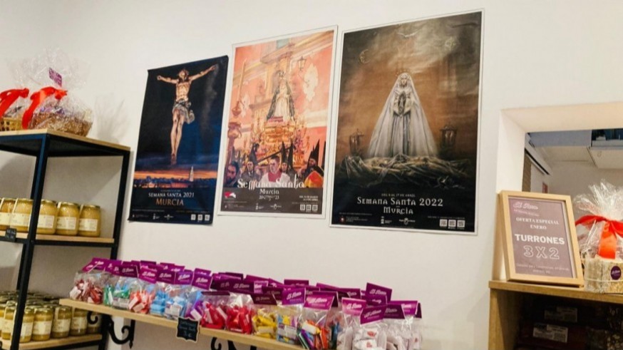 Noticias desde el Museo de la Ciudad. La generosidad de los nazarenos con una muestra de obsequios artesanales