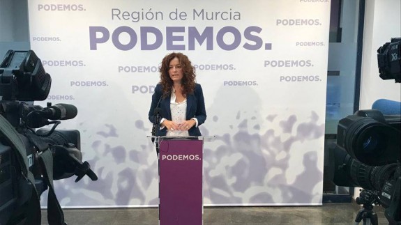 Ángeles García, diputada de Podemos