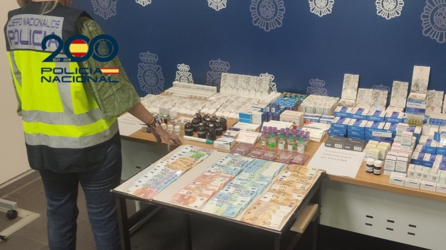 Dos detenidos en Murcia y Villena por vender anabolizantes importados del Este