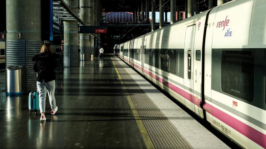El Gobierno lanza el Verano Joven 2026, con descuentos de hasta el 90% para viajes