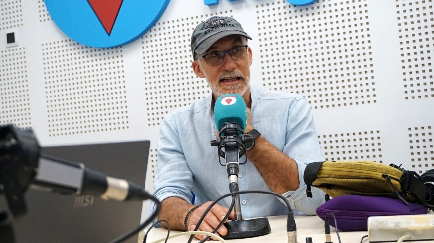 Hablamos con Francisco 'Quitín' Mira, tras regresar del Polo Norte Magnético en una expedición sin tracción mecánica, la primera desde el sigl