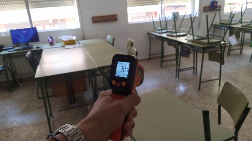 Padres y madres de Rincón de Seca se manifestarán contra el calor en las aulas