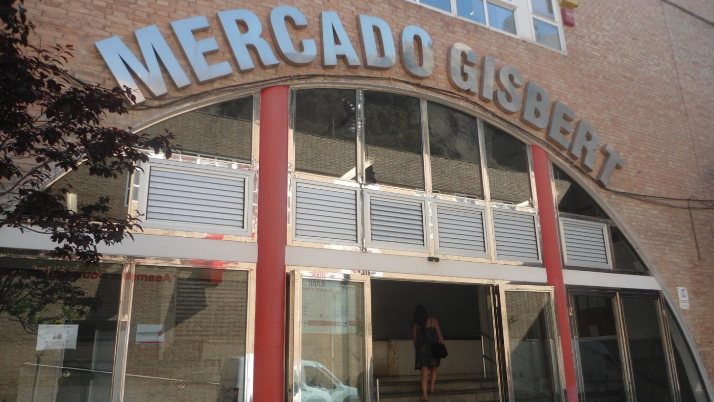 El Ayuntamiento de Cartagena quiere convertir la plaza de abastos de la calle Gisbert en un mercado gastronómico