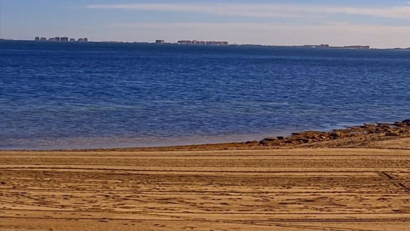 El consejero de Medio Ambiente asegura que modificar la Ley del Mar Menor no significa derogarla ni desproteger al ecosistema 