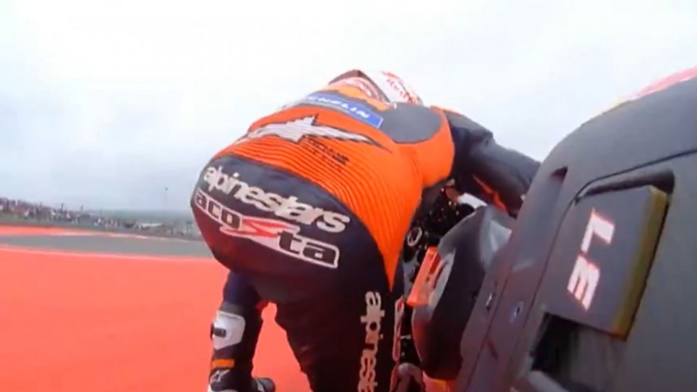 Aldeguer y Acosta acaban en el suelo en el GP de las Américas