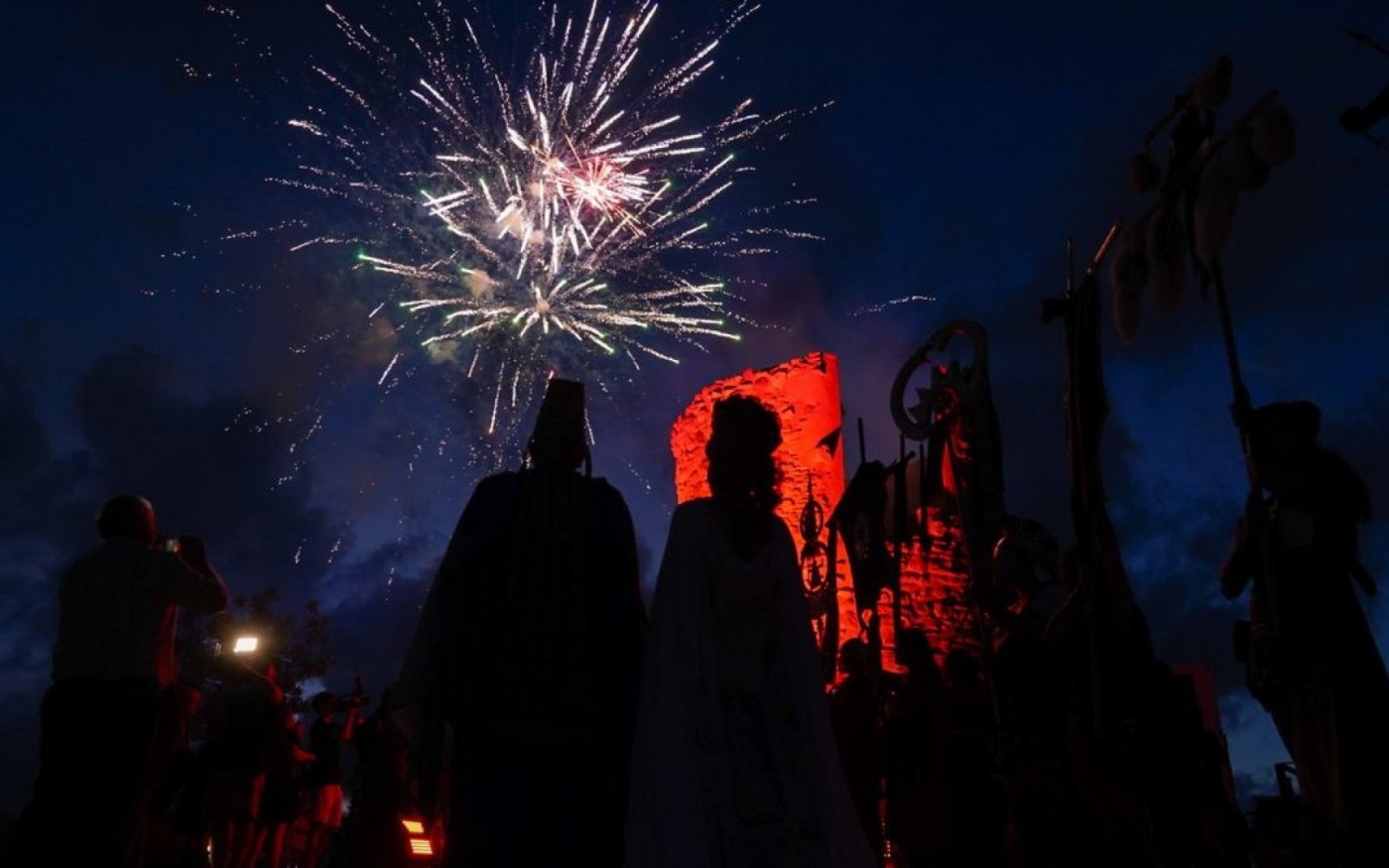 GALERÍA | 'El Langui' contra las guerras en el pregón de las Fiestas de Carthagineses y Romanos