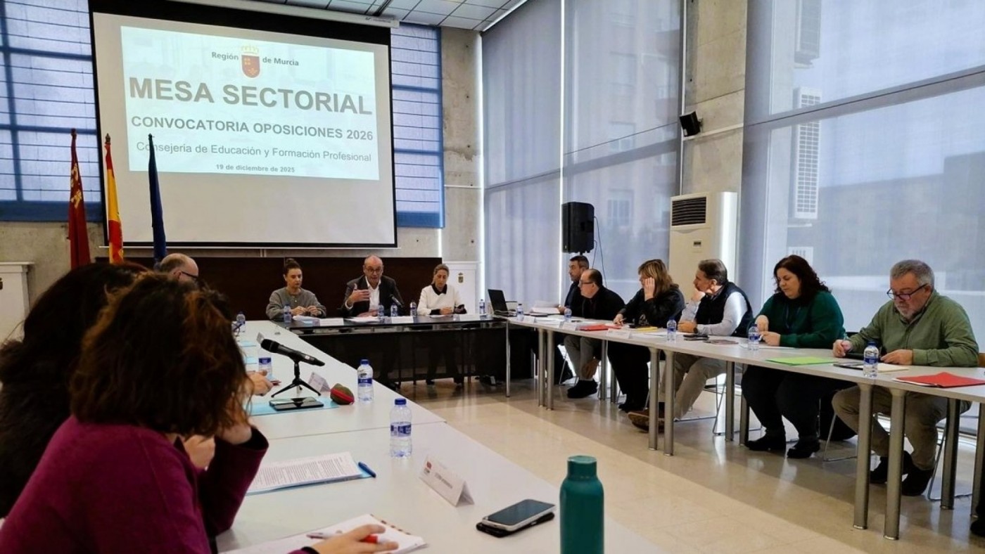 Educación aprueba los nuevos exámenes prácticos de las oposiciones docentes con el rechazo de los sindicatos