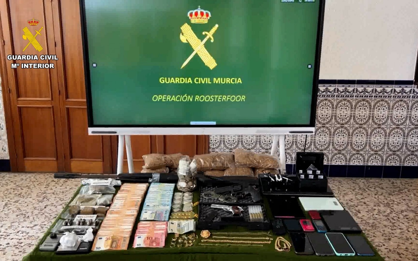 La Guardia Civil desarticula un grupo dedicado al tráfico de drogas en Cartagena 