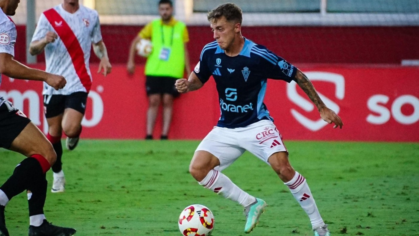 Loren Burón, un mes de baja 
