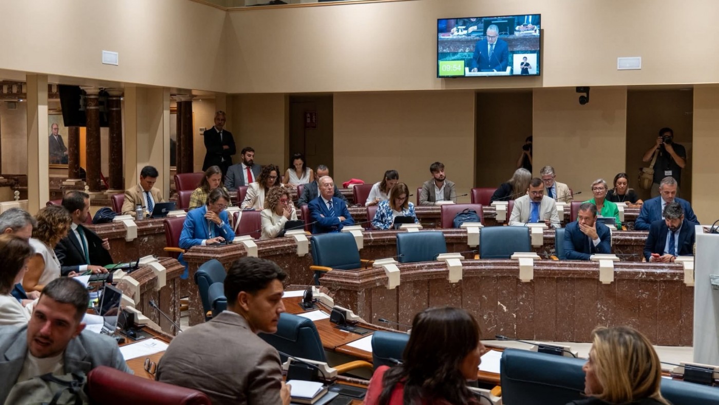 La Asamblea aprueba reducir los cupos de medicina de familia y pediatría