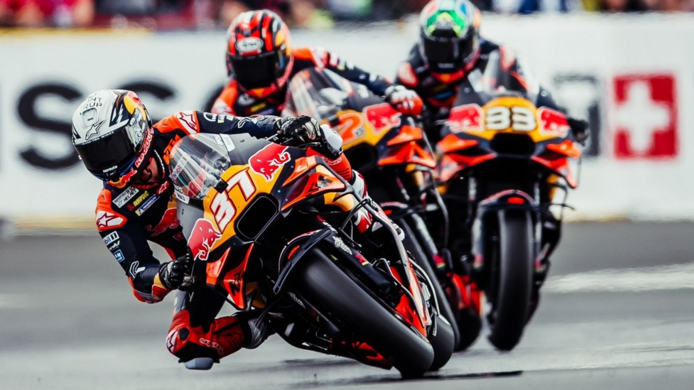 Acosta remonta para acabar sexto en Silverstone