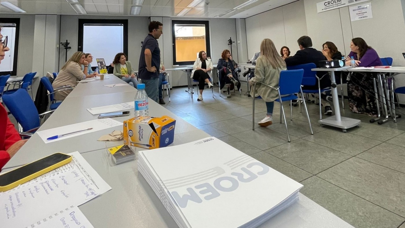 Dos centros de FP de Cartagena y Lorca reciben 20.000 euros de CaixaBank para proyectos innovadores