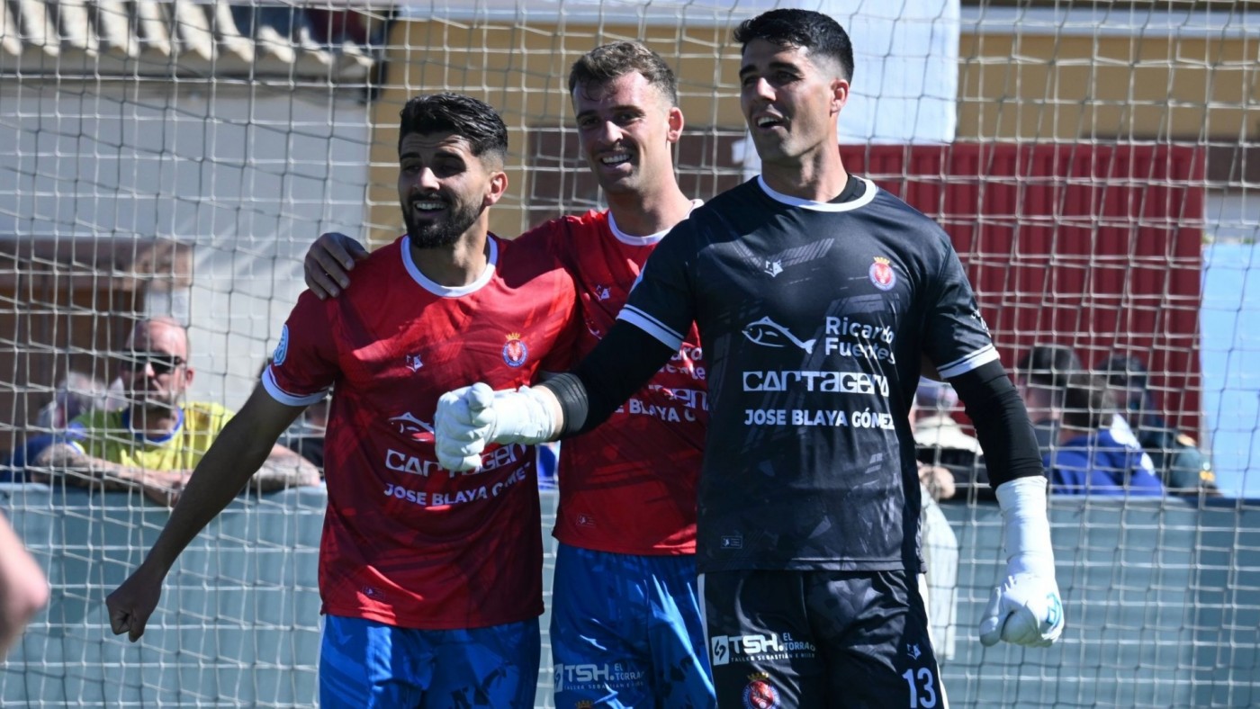 La Minera se aferra al playoff (1-0)