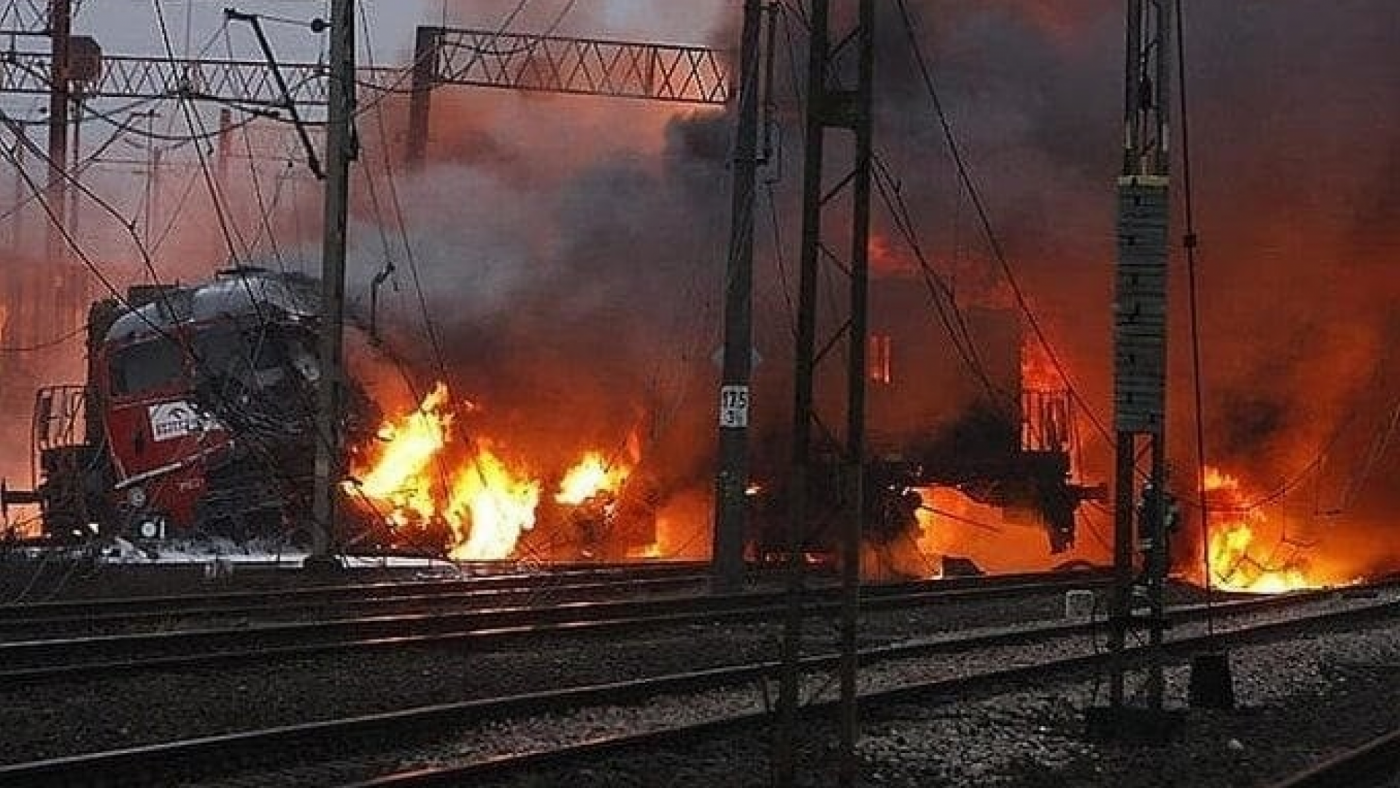 Una explosión junto a la estación de tren de Kiev deja sin calefacción a gran parte de la ciudad con mínimas de 0 grados