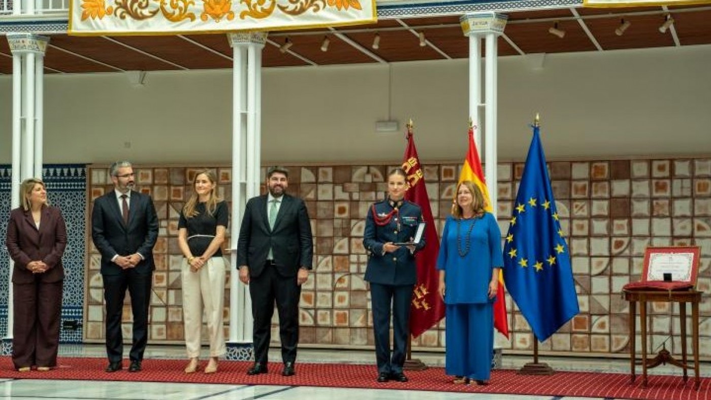La princesa Leonor recibe la Medalla de Oro de la Asamblea Regional y refuerza su vínculo con Murcia 
