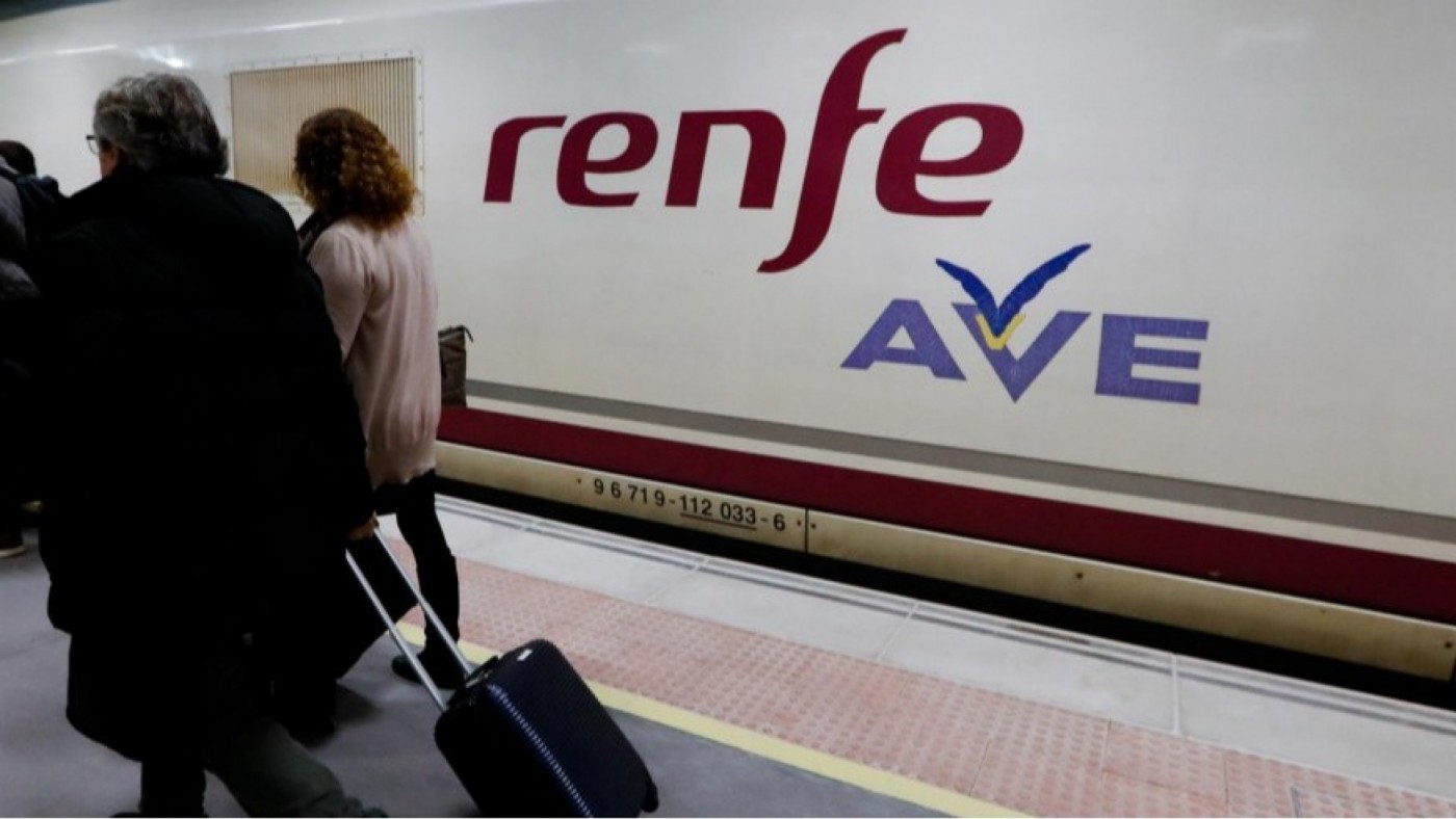 El AVE Murcia-Madrid registra más de 590.000 viajeros en su primer año de funcionamiento