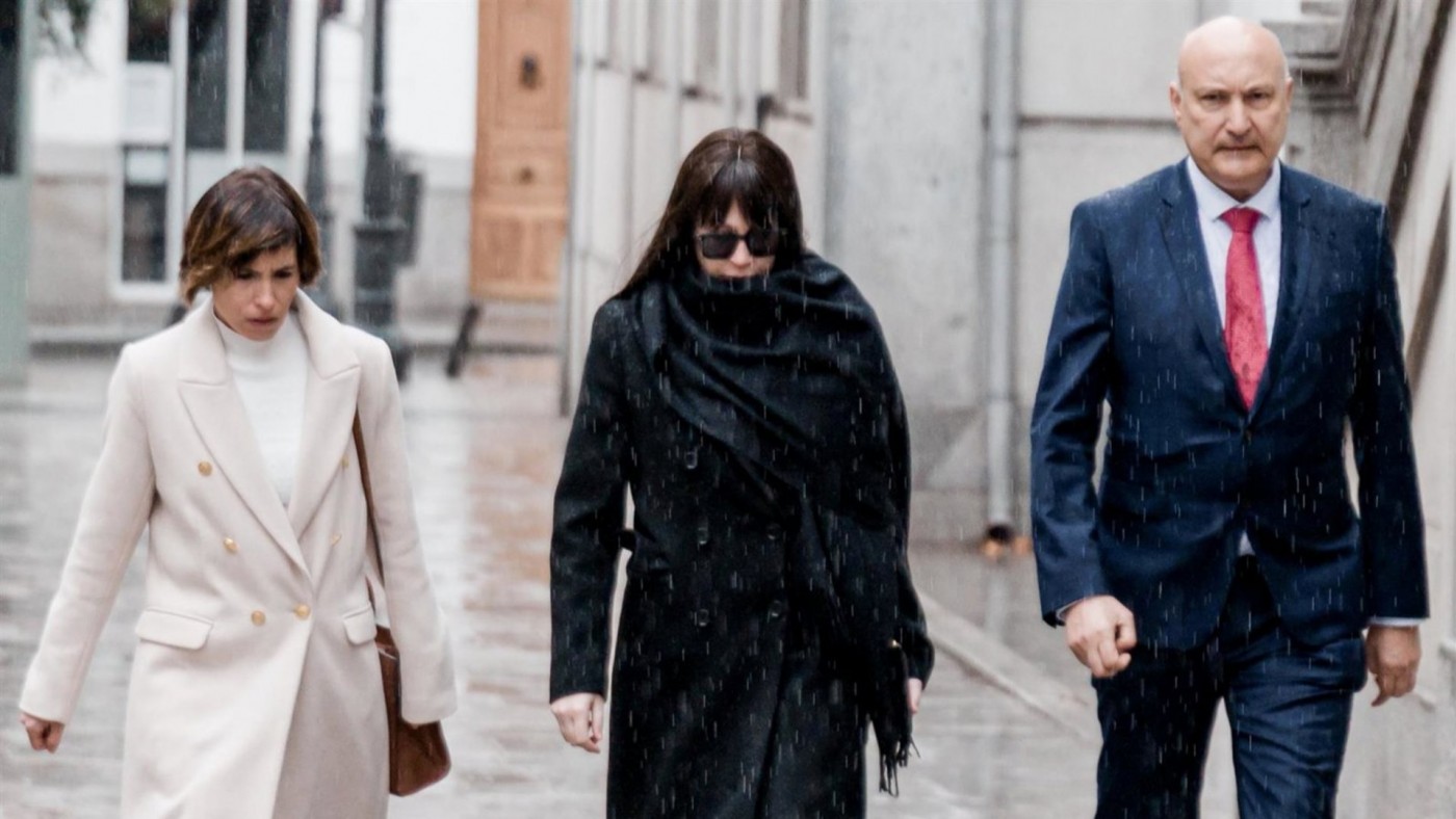 La UCO dice que Aldama pagó el piso de la expareja de Ábalos para comprar su "voluntad"