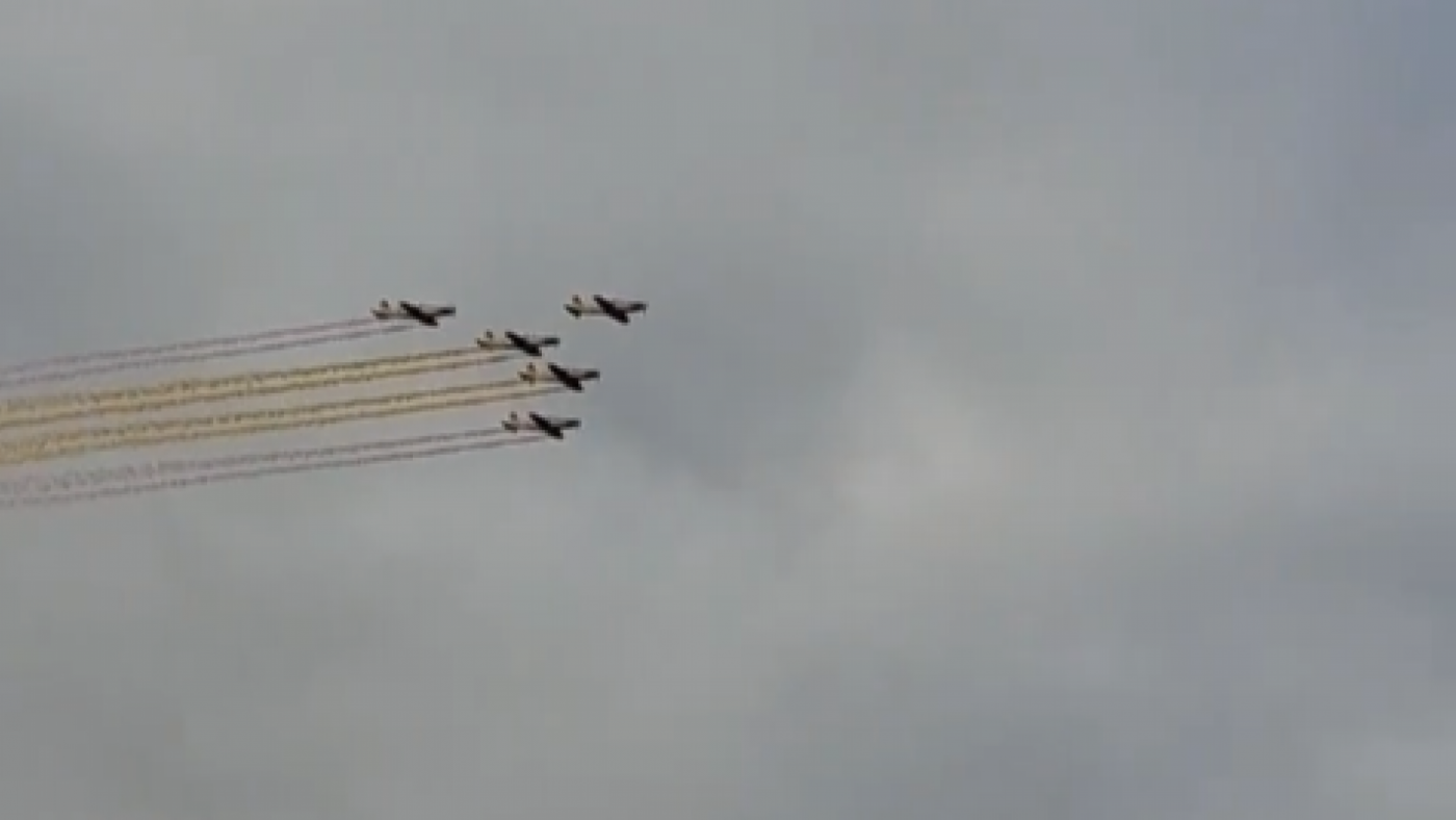 Los Pilatus PC-21 de la formación 'Mirlo' con base en la AGA cierran el Desfile de la Fiesta Nacional