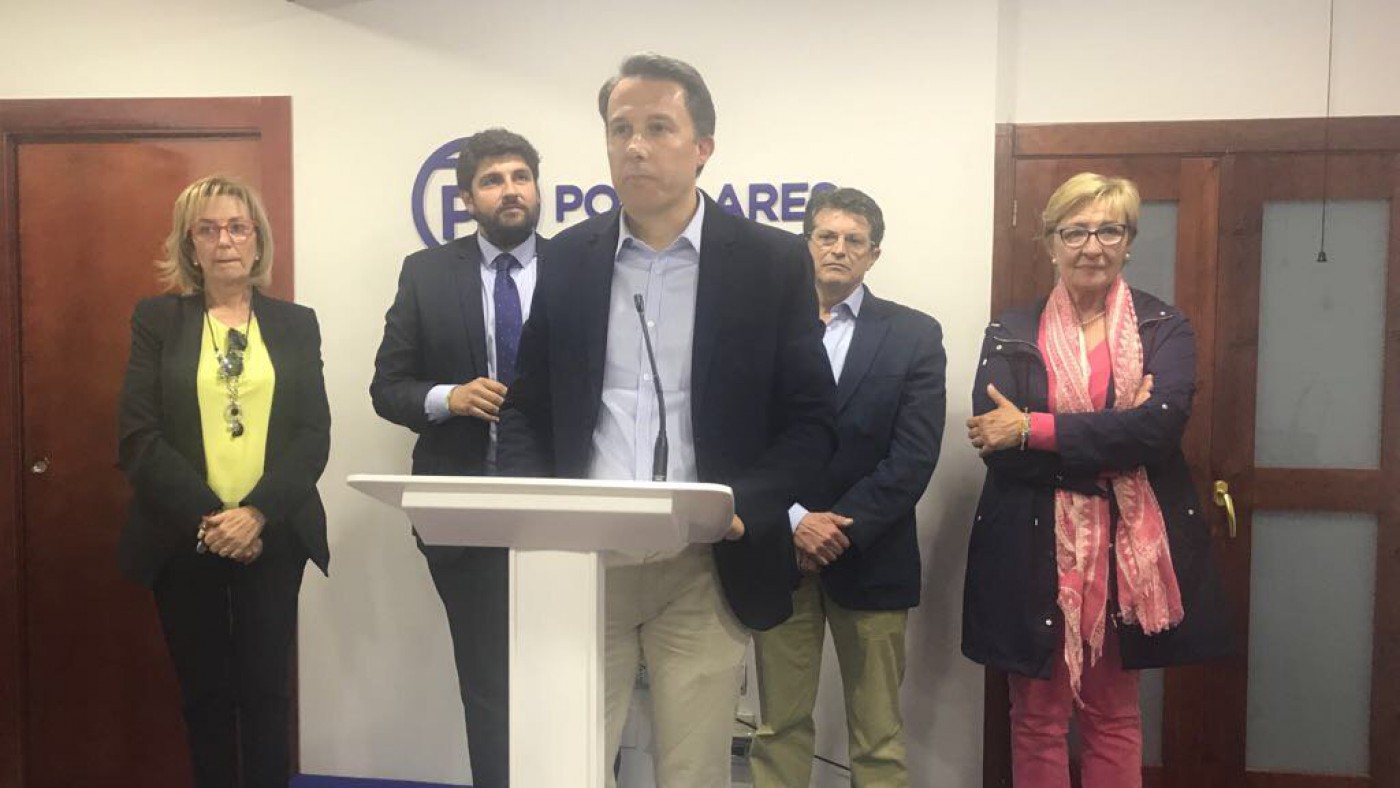 Fulgencio Gil en rueda de prensa