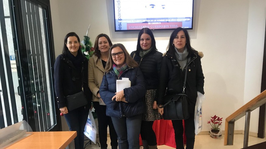 Paqui Vicente, Teresa Peña, Teresa Allepuz, Mar Sánchez y Marga Murcia en Onda Regional