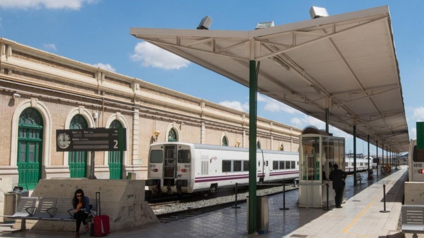 El Ministerio no se compromete a reabrir la línea ferroviaria Cartagena-Albacete este año