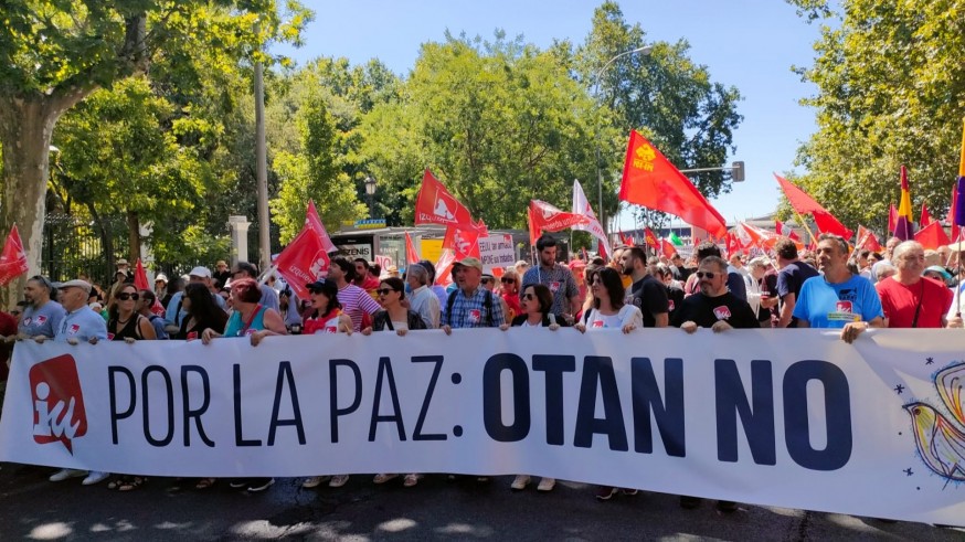 Manifestación en Madrid de la 'Cumbre por la Paz'