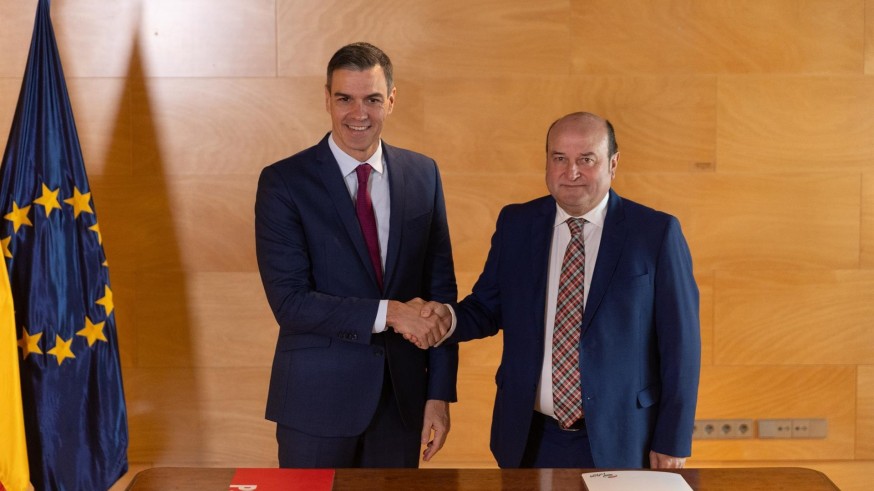 PSOE y PNV firman este viernes su acuerdo para la investidura de Sánchez