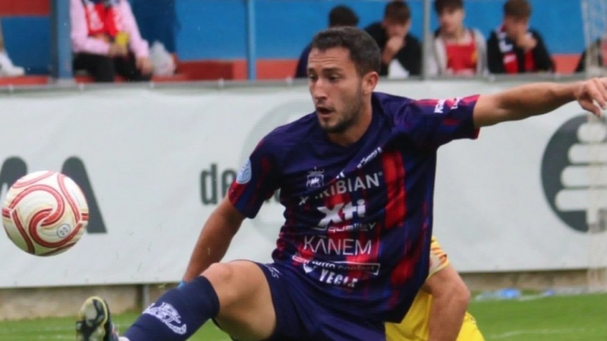 Fer Harta rescata al Yeclano (2-2)