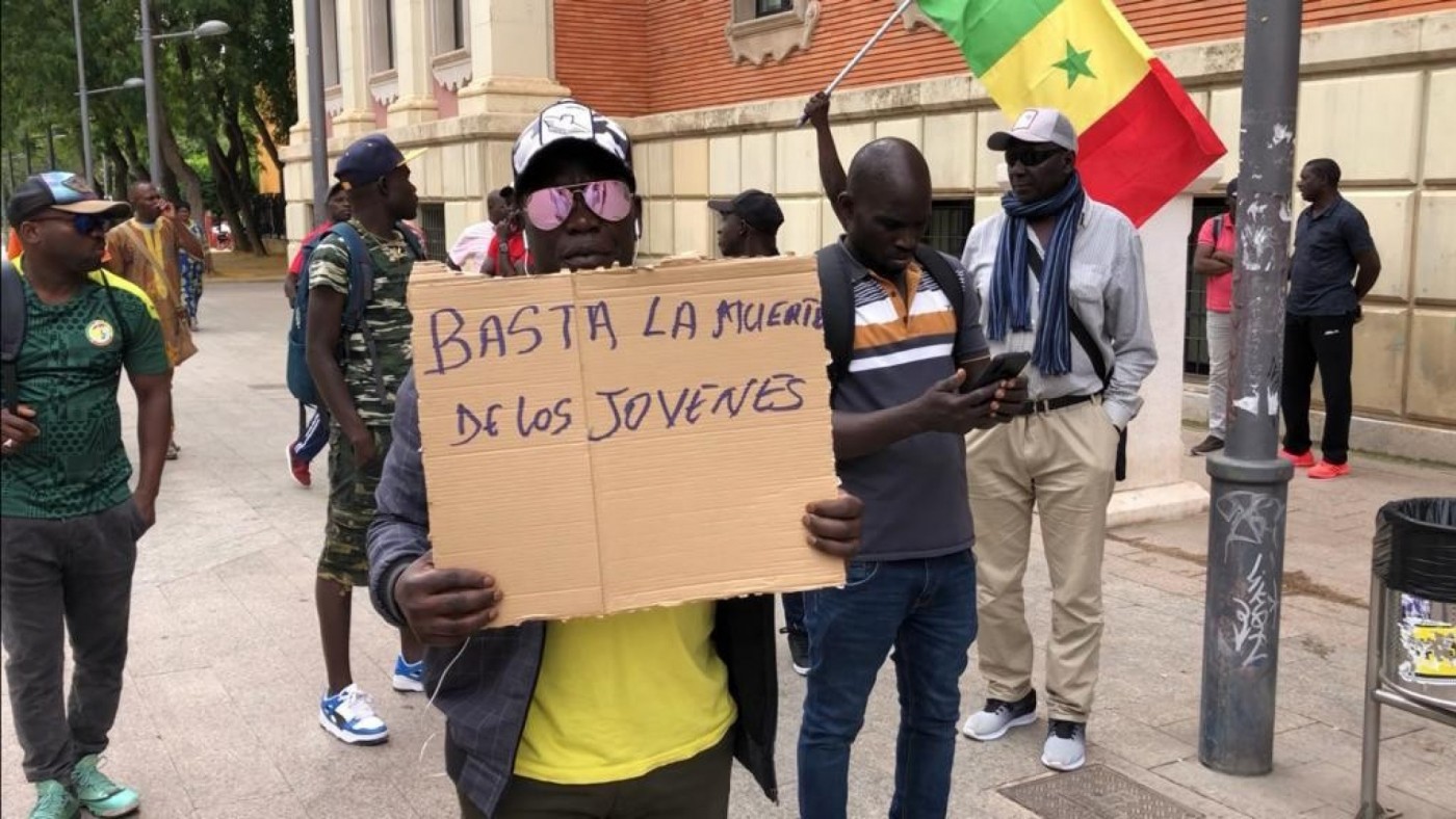 Senegaleses de Murcia protestan contra el gobierno de Macky Sall