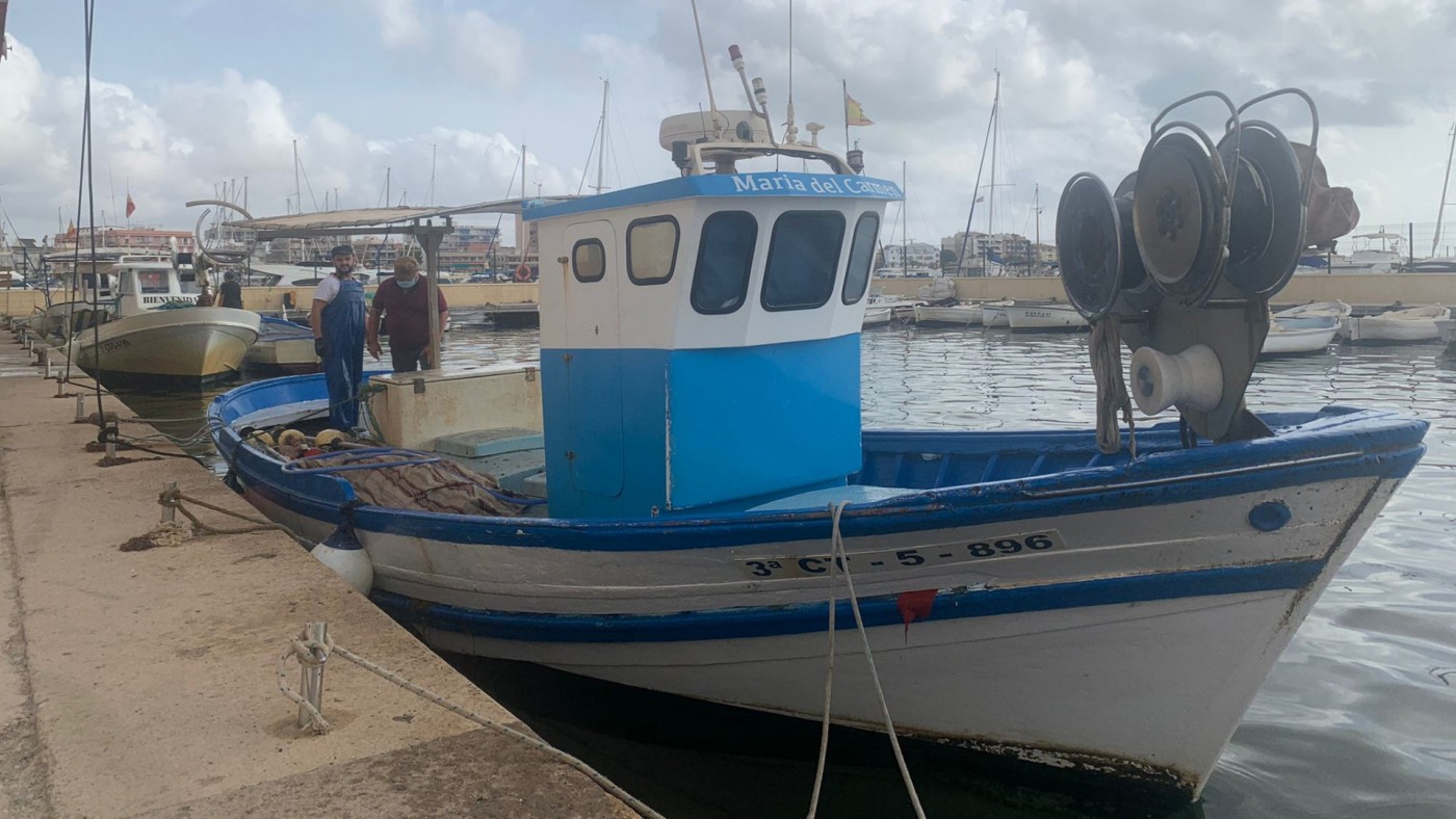 Los pescadores de San Pedro del Pinatar apoyan el dragado de la gola de forma controlada