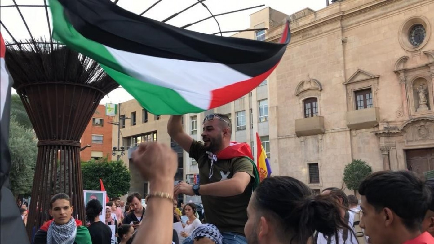 Mahmoud, palestino en Murcia: "Llevo una semana sin hablar con mi familia, no sé si están vivos o muertos" 